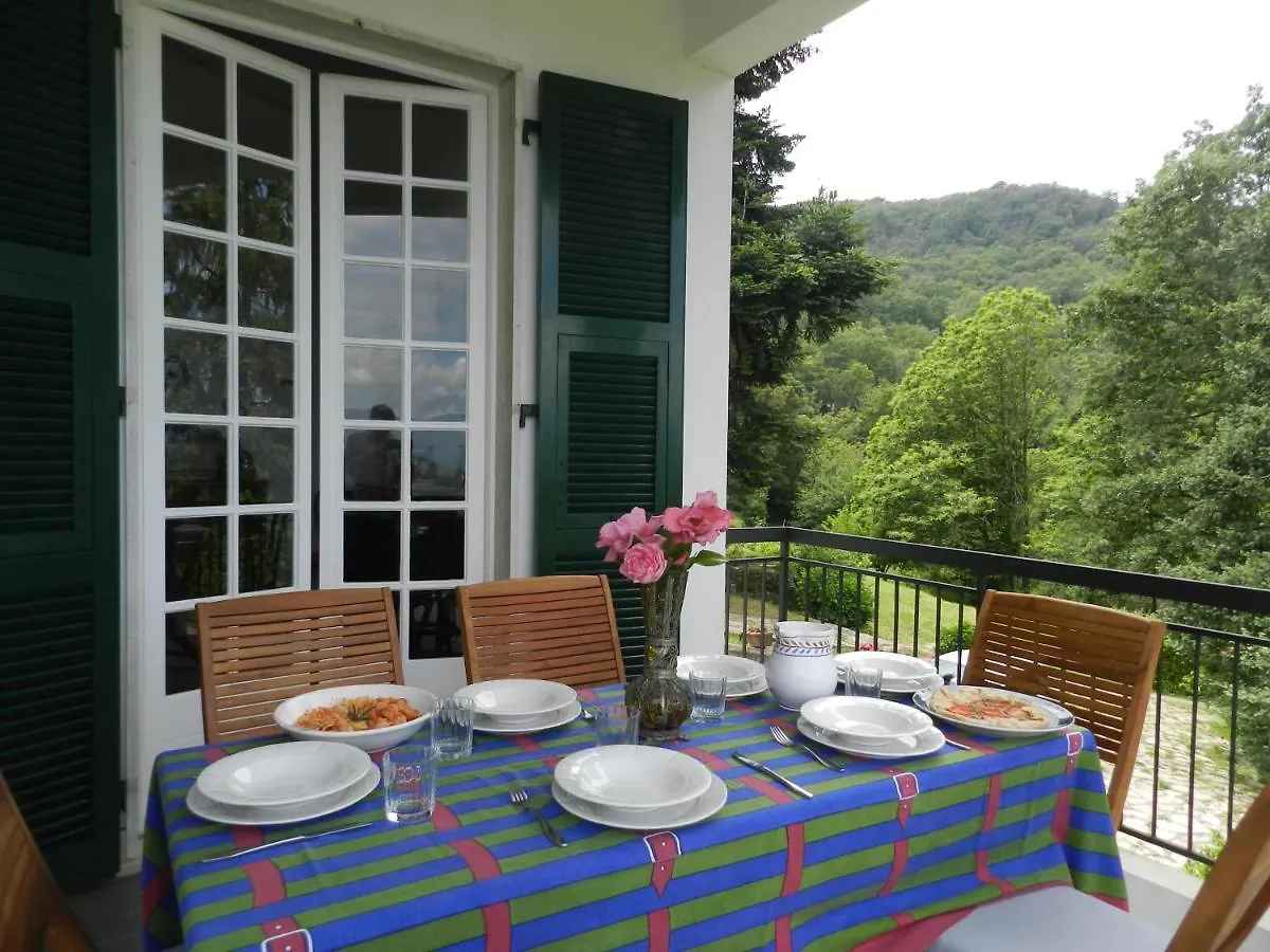 Villa Gianna Riccο del Golfo di Spezia